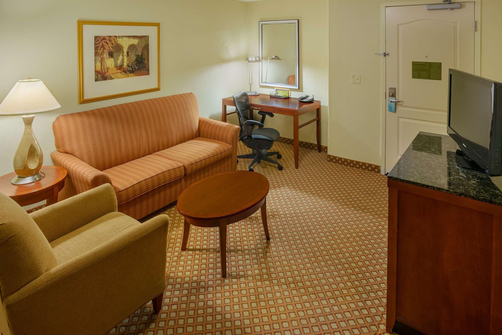 Hilton Garden Inn Joplin Bagian luar foto