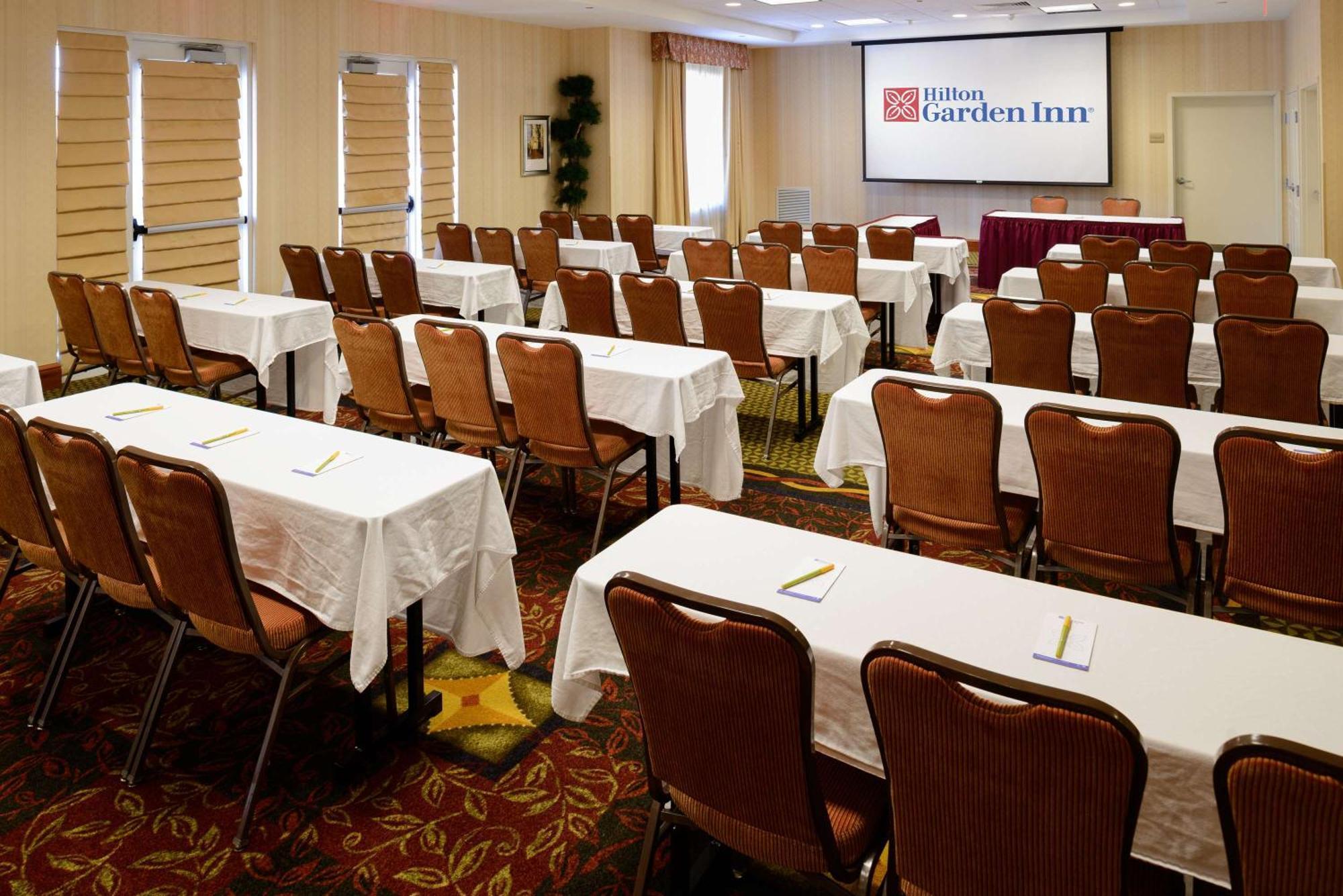 Hilton Garden Inn Joplin Bagian luar foto